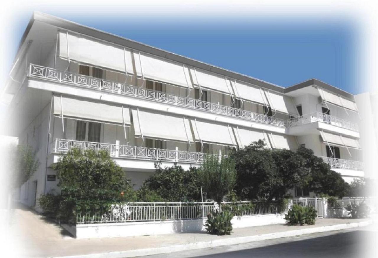 Araliki Apartments & Studios Лутра Едипсу Екстериор снимка
