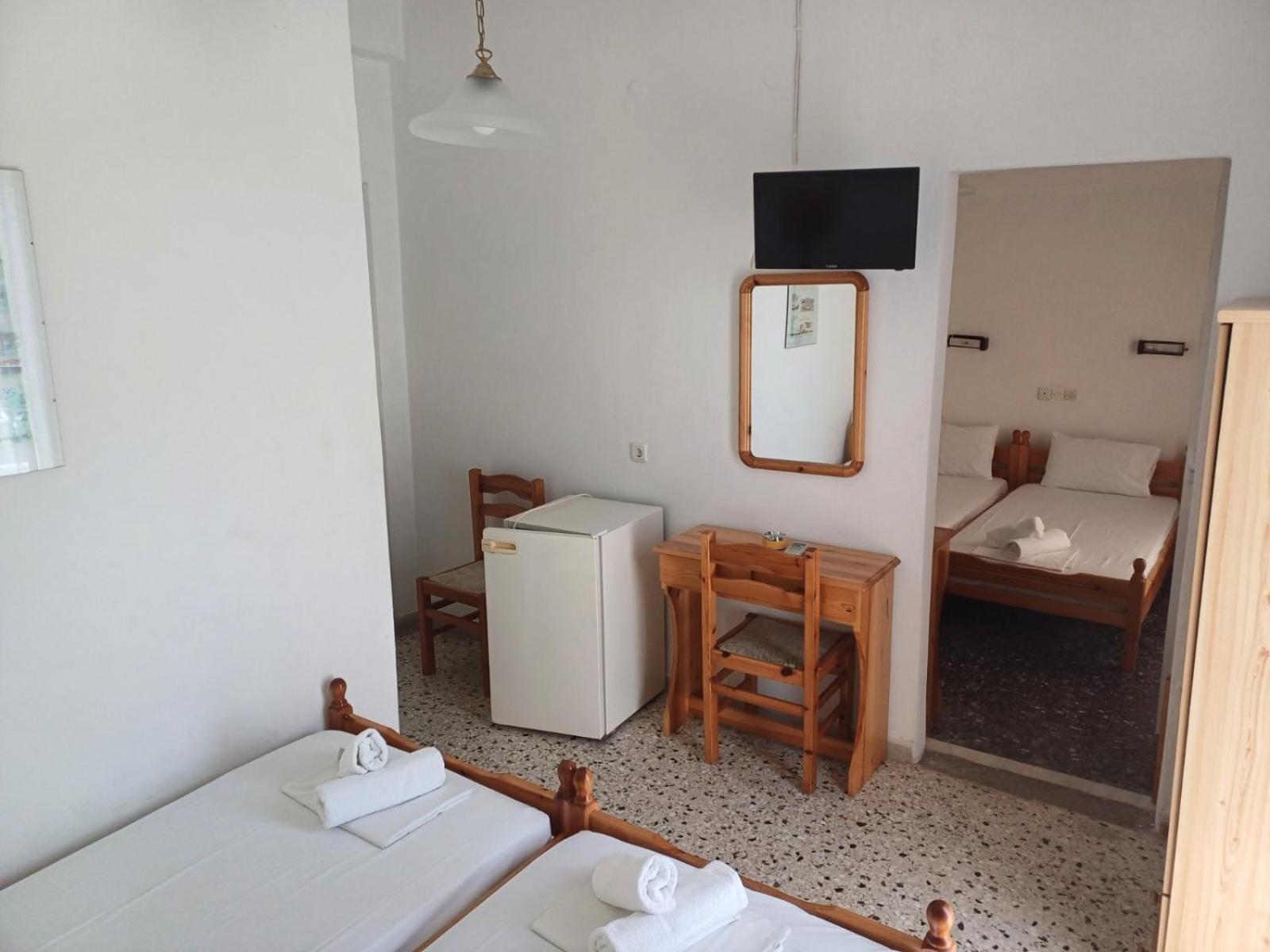 Araliki Apartments & Studios Лутра Едипсу Екстериор снимка