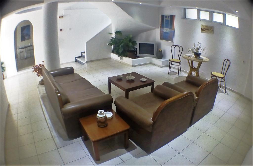 Araliki Apartments & Studios Лутра Едипсу Екстериор снимка
