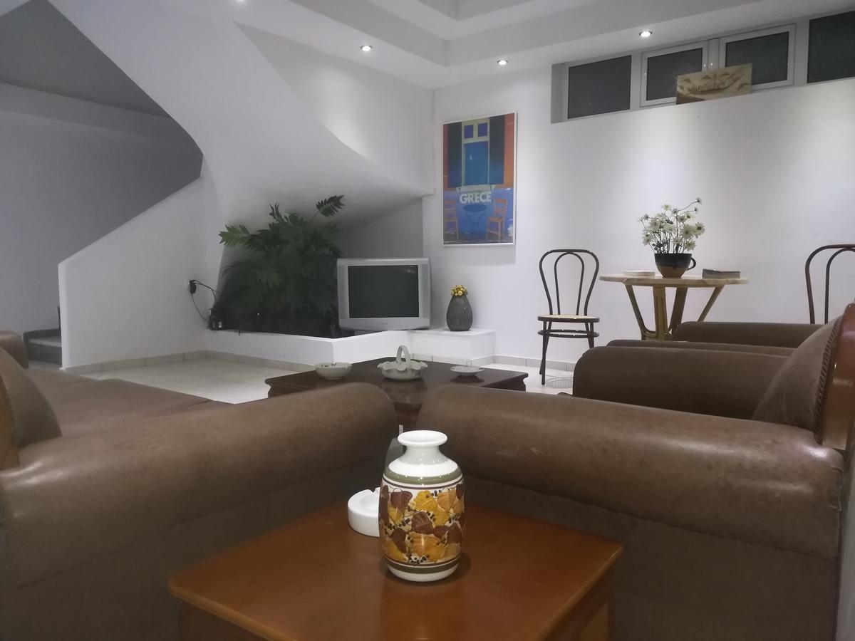 Araliki Apartments & Studios Лутра Едипсу Екстериор снимка